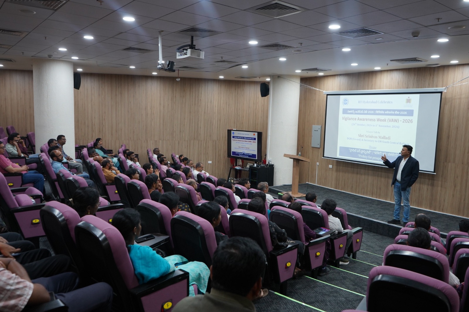 As part of Vigilance Awareness Week 2026 (26 October – 1 November), IIT Hyderabad organised a guest talk by Shri Srinivas Malladi, DGM (Co-ord) & Secretary to GM, South Central Railway, on the theme “Probity for Prosperity.”